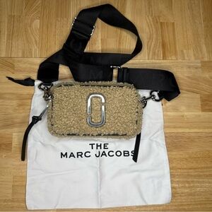 Marc Jacobs Snapshot Tan Teddy Crossbody Bag